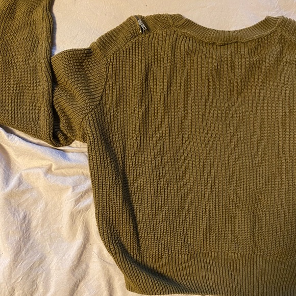 Army green sweater - Picture 4 of 7